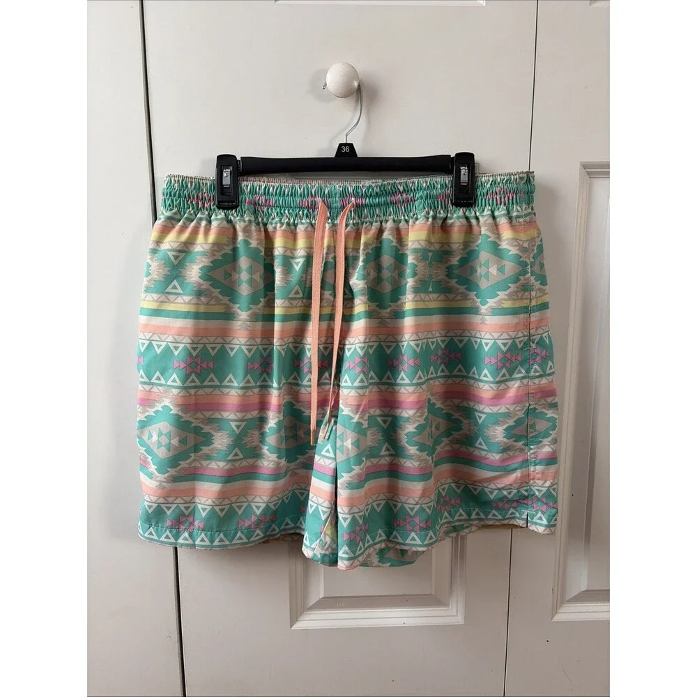 Chubbies The En Fuegos 5.5” Inseam Stretch (Zipper Pocket) Trunks Men's 2XL